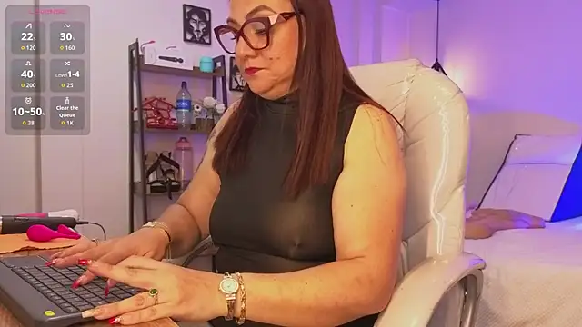 lady nylon  online show from January 2026 12:19:01 PM