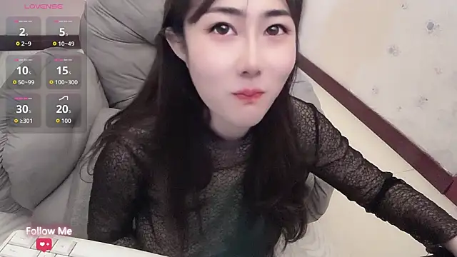 qiqi-- online show from April 2026 03:37:02 AM