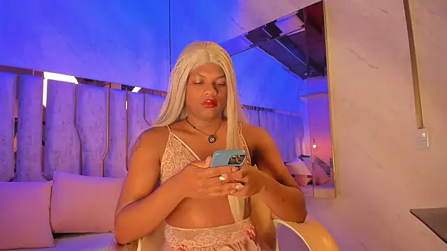 ari monet online show from November 2025 03:32:02 AM