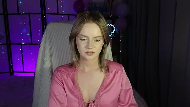 ImBonBon online show from May 2026 08:18:01 PM