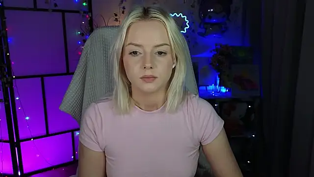 Snapshot of ImBonBon chatting on September 2025 10:31:02 PM ImBonBon online show from September 2025 10:31:02 PM