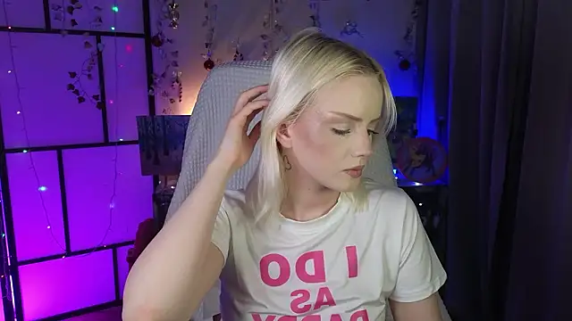 ImBonBon online show from March 2026 12:22:01 AM