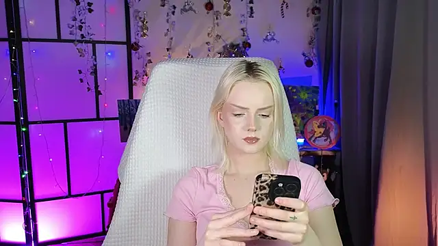 ImBonBon online show from April 2026 06:47:01 PM