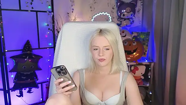 Snapshot of ImBonBon chatting on October 2025 01:40:02 AM ImBonBon online show from October 2025 01:40:02 AM