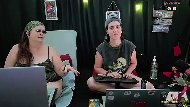 Sexy Mama-69 online show from November 2025 05:13:01 PM