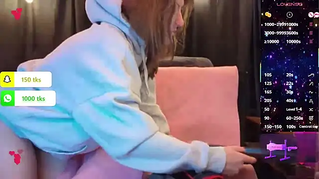 Sexy Mama-69 online show from March 2025 04:22:02 PM