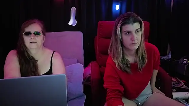 Sexy Mama-69 online show from September 2025 04:13:01 PM