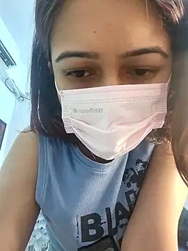 Snapshot of Angel_rani2 chatting on February 2026 04:58:02 PM Angel rani2 online show from February 2026 04:58:02 PM