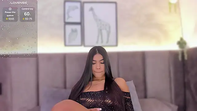 chloe sullivannn online show from December 2024 10:34:01 PM