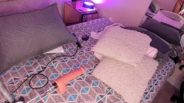 VioletaAbel online show from November 2025 11:25:01 AM