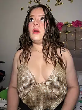 Jullieetta online show from February 2026 12:38:01 PM