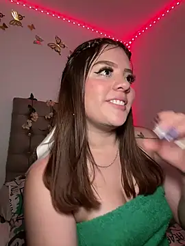 Jullieetta online show from March 2025 11:32:01 AM