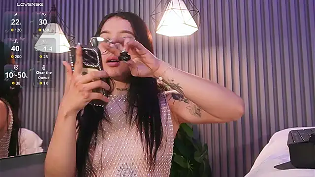 EriKlein online show from January 2026 07:51:02 PM