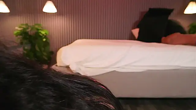 EriKlein online show from February 2026 08:11:02 PM