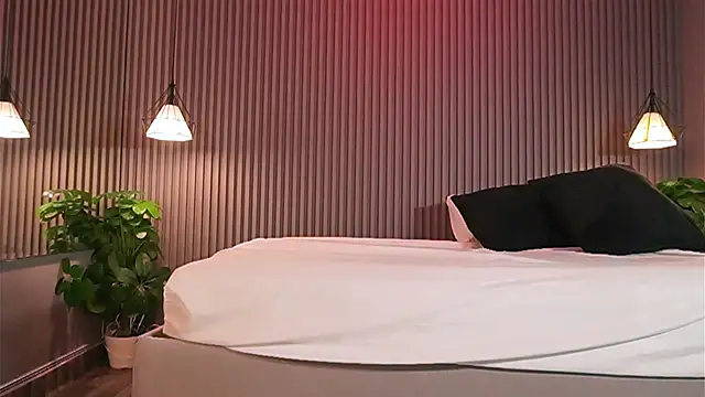 EriKlein online show from March 2026 08:13:01 PM