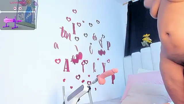 RoxannaBlanche online show from March 2026 11:58:01 AM