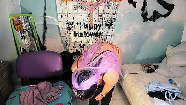 Nata bernett online show from October 2025 10:31:02 PM