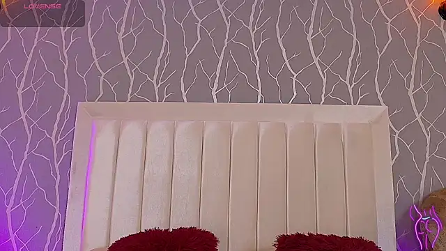 madison fox1 online show from November 2025 01:44:02 PM