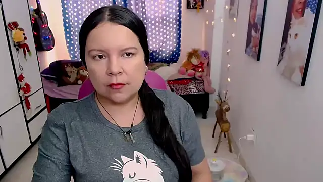 Snapshot of claryssa_ chatting on February 2026 05:58:01 PM claryssa online show from February 2026 05:58:01 PM