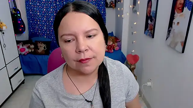 claryssa  online show from March 2026 10:19:01 PM