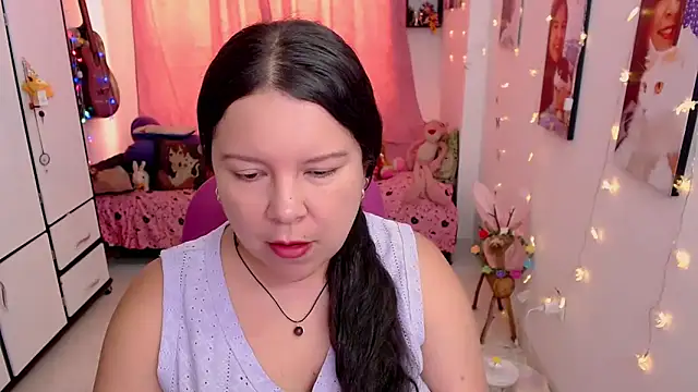 claryssa  online show from May 2026 06:35:02 PM