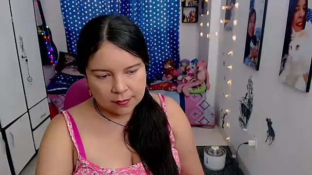 Snapshot of claryssa_ chatting on January 2025 09:55:02 PM claryssa online show from January 2025 09:55:02 PM