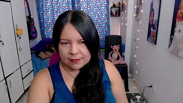 Snapshot of claryssa_ chatting on October 2025 07:37:02 PM claryssa online show from October 2025 07:37:02 PM