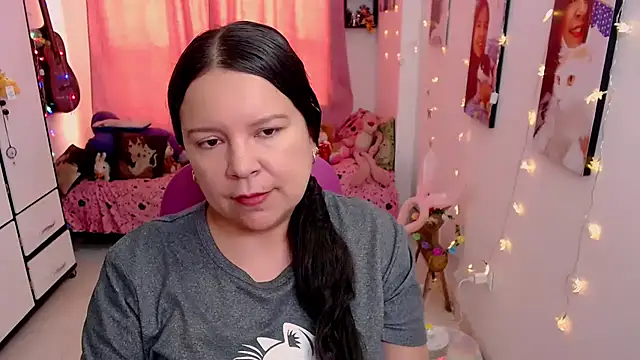 claryssa  online show from April 2026 07:07:01 PM