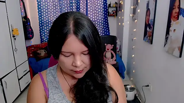 Snapshot of claryssa_ chatting on November 2025 08:36:02 PM claryssa online show from November 2025 08:36:02 PM