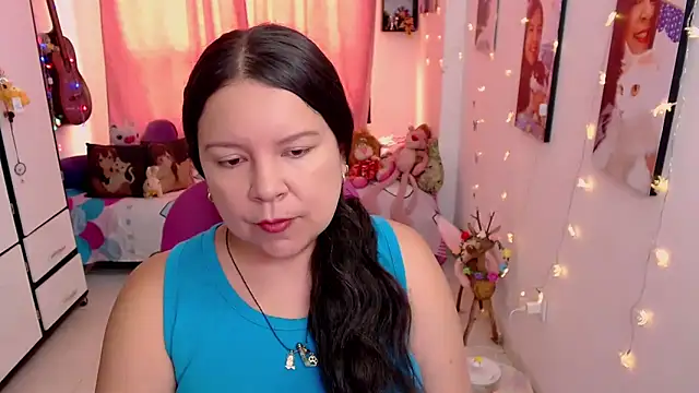claryssa  online show from May 2026 06:23:01 PM