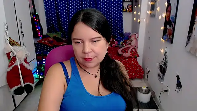 Snapshot of claryssa_ chatting on December 2024 11:50:02 PM claryssa online show from December 2024 11:50:02 PM
