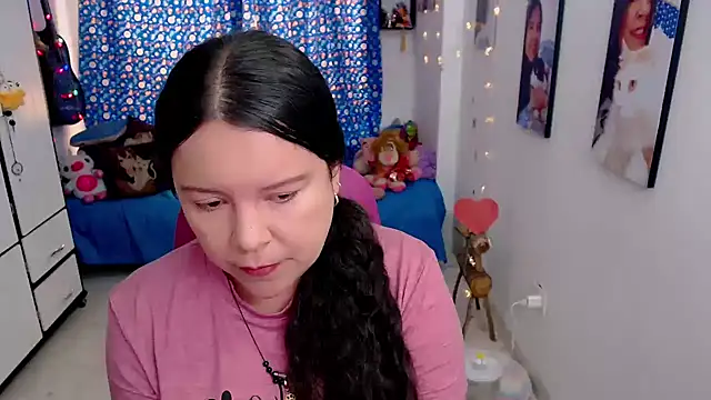 claryssa  online show from March 2026 06:13:01 PM