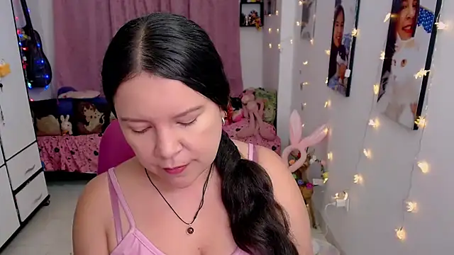 claryssa  online show from April 2026 05:32:01 AM