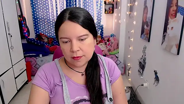 Snapshot of claryssa_ chatting on January 2025 08:37:02 PM claryssa online show from January 2025 08:37:02 PM