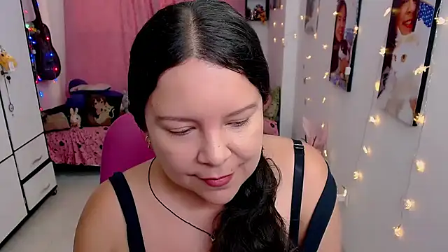 claryssa  online show from May 2026 10:34:01 PM
