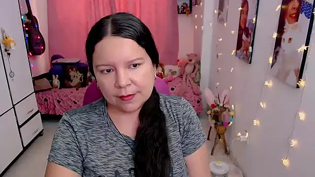 claryssa  online show from May 2026 09:52:02 PM