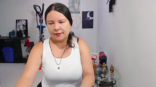 claryssa  online show from June 2026 08:41:01 PM