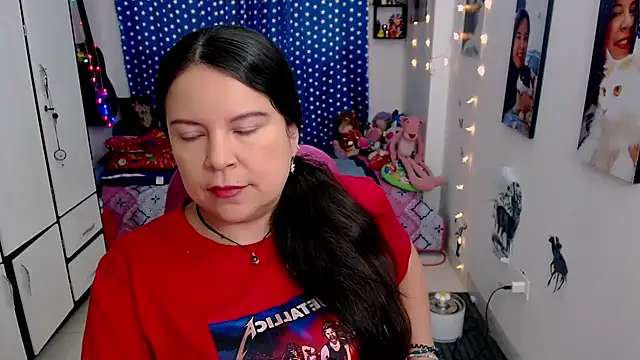 Snapshot of claryssa_ chatting on January 2025 10:35:02 PM claryssa online show from January 2025 10:35:02 PM