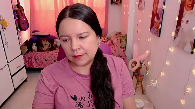 claryssa  online show from April 2026 06:10:02 PM