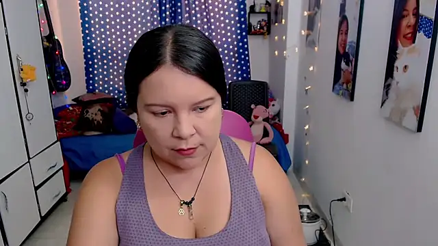 Snapshot of claryssa_ chatting on November 2025 07:36:02 PM claryssa online show from November 2025 07:36:02 PM