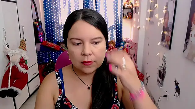 Snapshot of claryssa_ chatting on December 2024 07:50:02 PM claryssa online show from December 2024 07:50:02 PM