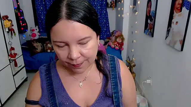 Snapshot of claryssa_ chatting on March 2026 07:08:01 AM claryssa online show from March 2026 07:08:01 AM