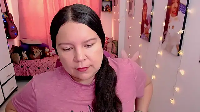 claryssa  online show from April 2026 07:21:02 PM