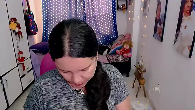 Snapshot of claryssa_ chatting on February 2026 07:57:01 PM claryssa online show from February 2026 07:57:01 PM