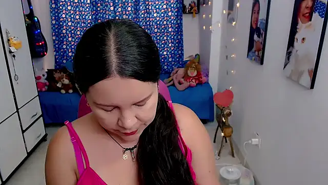 Snapshot of claryssa_ chatting on March 2026 08:27:02 PM claryssa online show from March 2026 08:27:02 PM