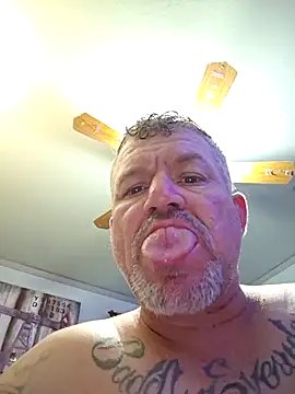 bigdoog8 online show from June 2026 10:18:01 PM