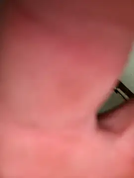 Hugebwc102 online show from September 2025 06:25:02 AM