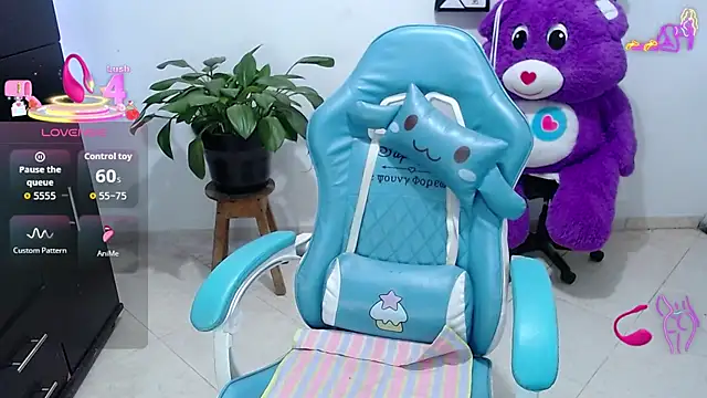 emily rosse04 online show from April 2026 11:06:01 AM