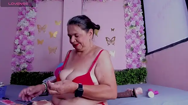 grandmother milf online show from June 2026 12:54:02 PM