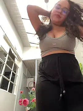 CurlyGirl 1 online show from February 2025 05:52:01 PM